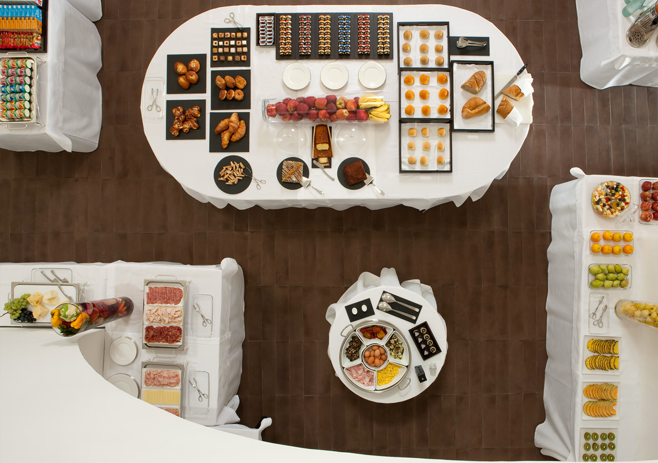 Cotto-Vietri-terre-colorate-living