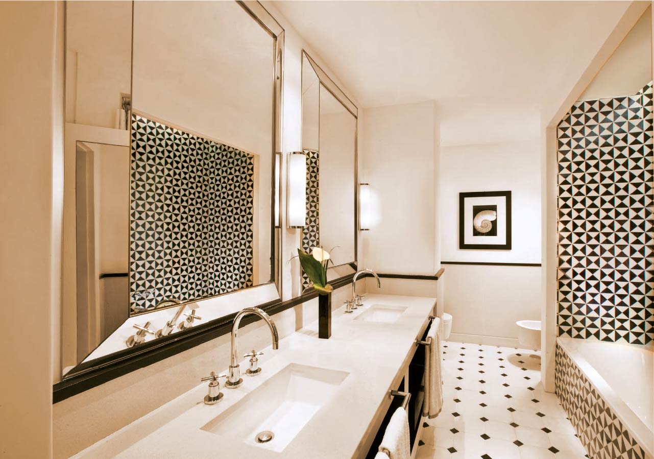 Cotto-Vietri-bagno-tiles